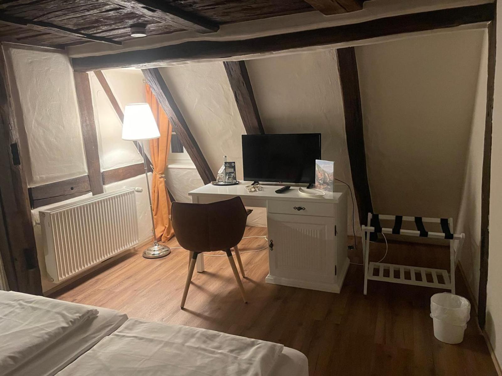 Hotel Restaurant Altes Badhaus Eberbach  Exteriör bild