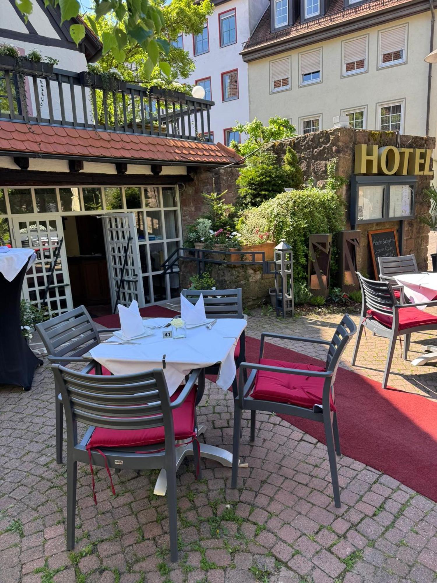 Hotel Restaurant Altes Badhaus Eberbach  Exteriör bild
